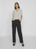 Tops - Vialo V-Neck S/S Top van Vila