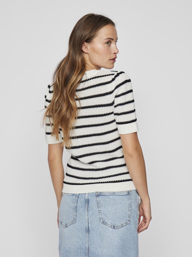 Vidalo O - Neck S/S Stripe Knit Noos - SS25 - koop Pulls van Vila bij Meisjes Brugge