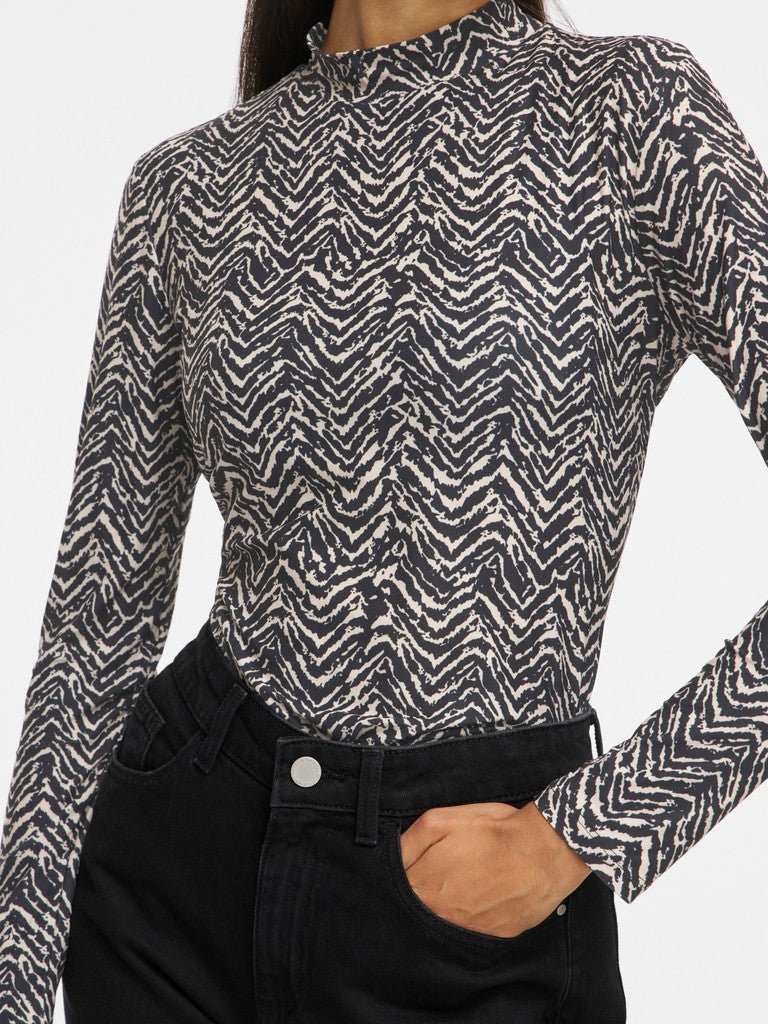 Vileoa L/S High Neck Top Noos van Vila – Tops voor dames | Meisjes Brugge
