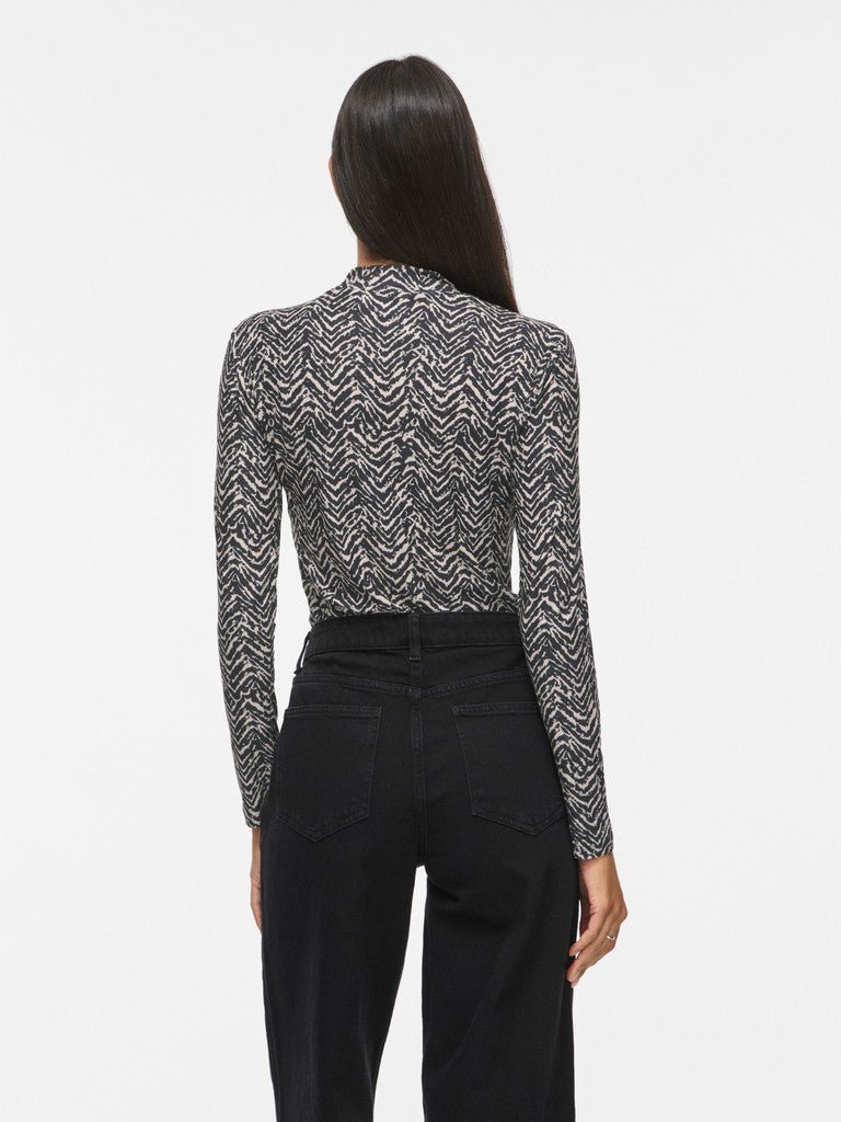 Vileoa L/S High Neck Top Noos van Vila – Tops voor dames | Meisjes Brugge