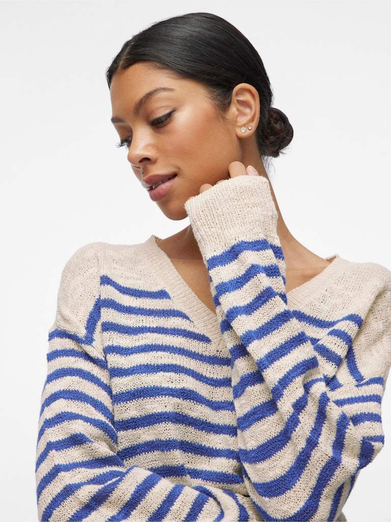Vipoca Rev V-Neck L/S Stripe Knit Top van Vila – Pulls voor dames | Meisjes Brugge