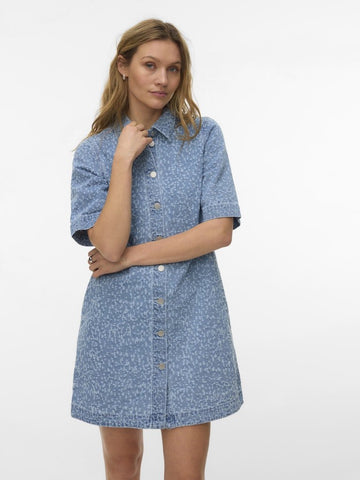 Jurken - Vmfenja 2/4 Frayed Short Denim Dress van Vero moda