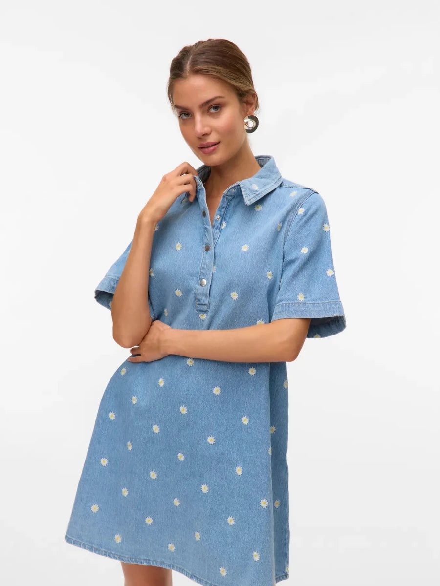 Light blue denim Jurken - Vmocina Ss Daisy Emb Denim Dress van Vero moda