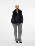 Vmsonjapoppy Faux Fur Waistcoat - koop Jassen van Vero moda bij Meisjes Brugge