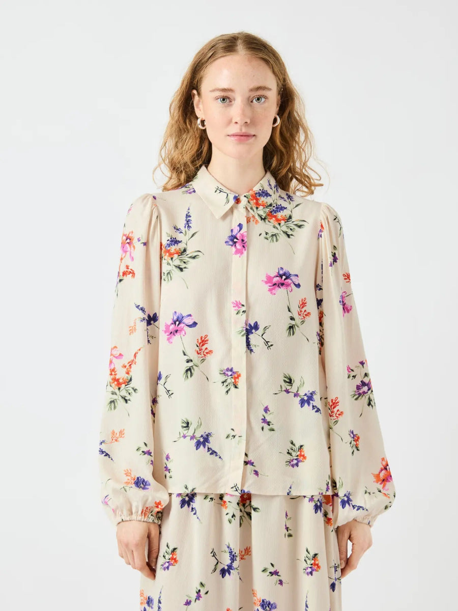 Yasasina Ls Shirt Noos - SS25 - koop Shirts van Y.A.S bij Meisjes Brugge