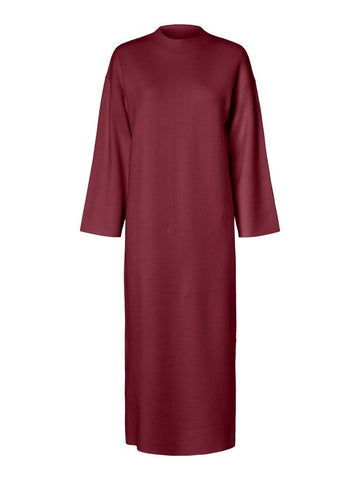 Tibetan red Jurken - Yaselma Ls Long Knit Dress Noos - AW25 van Y.A.S