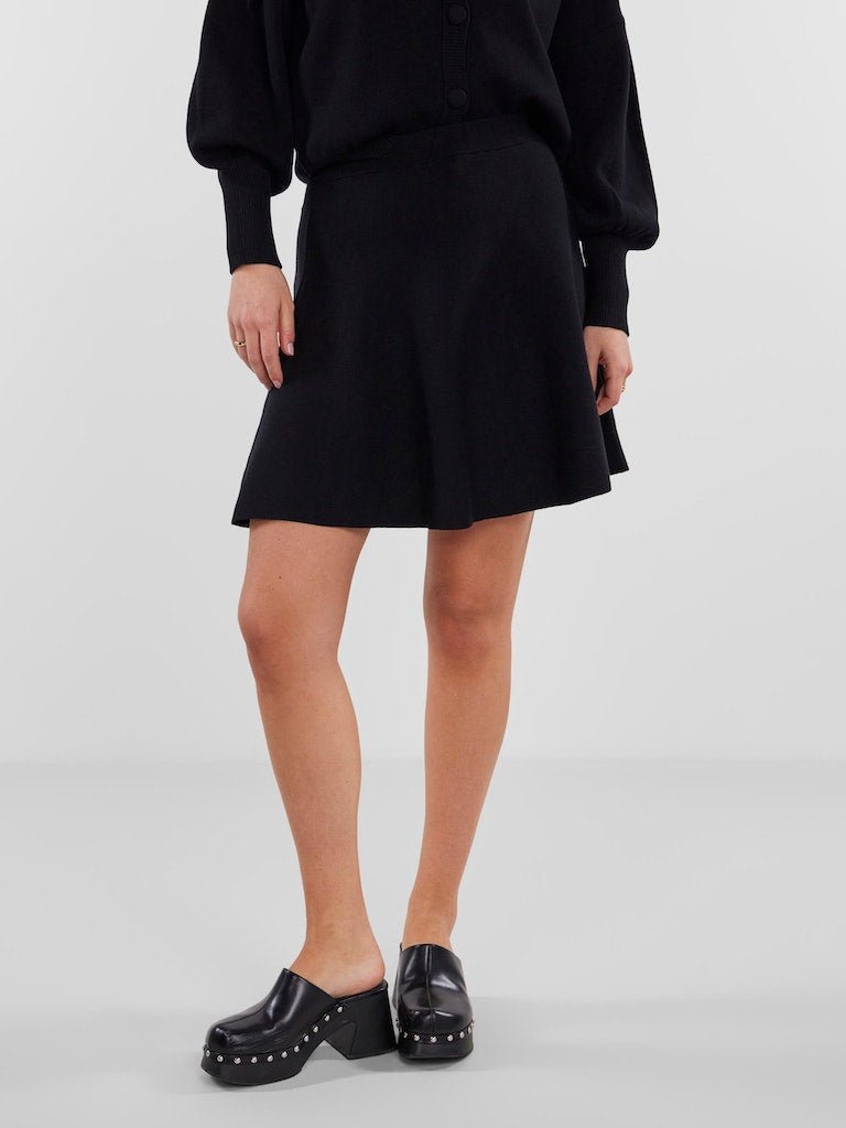 40% Yasfonny Hw Knit Skirt Noos black - koop Rokken van Y.A.S bij Meisjes Brugge