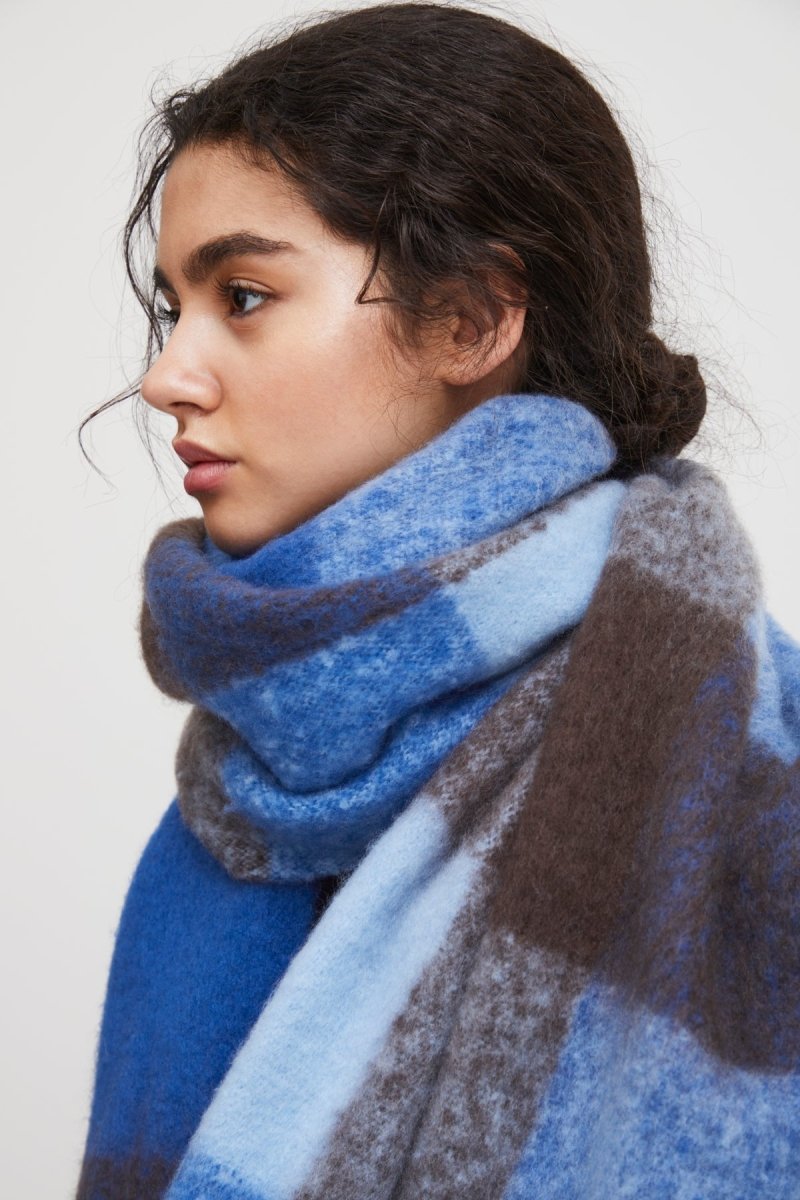 Sjaals - Iaagge Scarf van Ichi