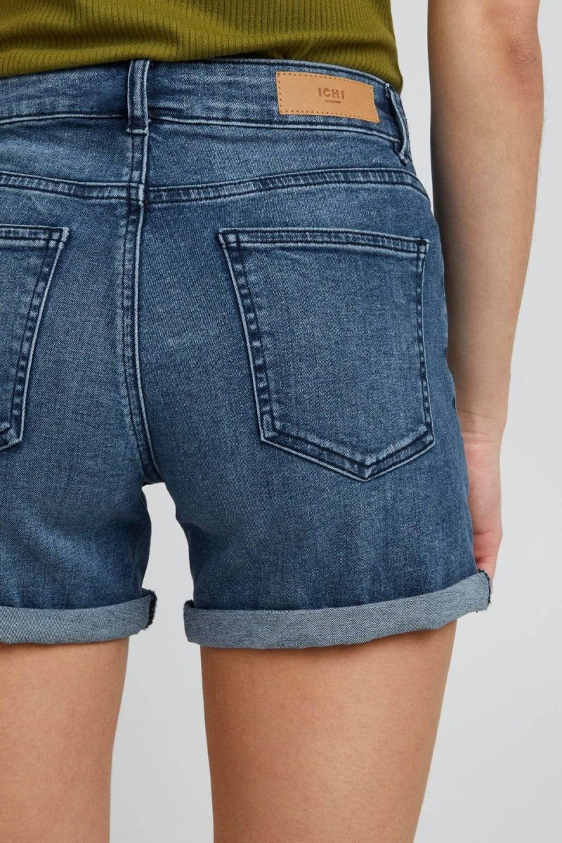 Ihtwiggy Shorts (light of medium blue)- koop Shorts van Ichi bij Tweemeisjes