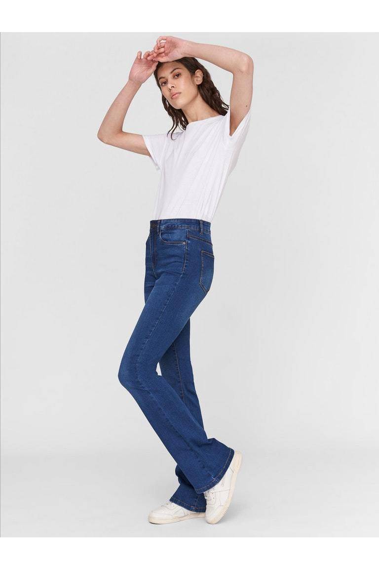 Nmsallie Hw Flare Jeans midblue Noos- koop Jeans van noisy may bij Tweemeisjes