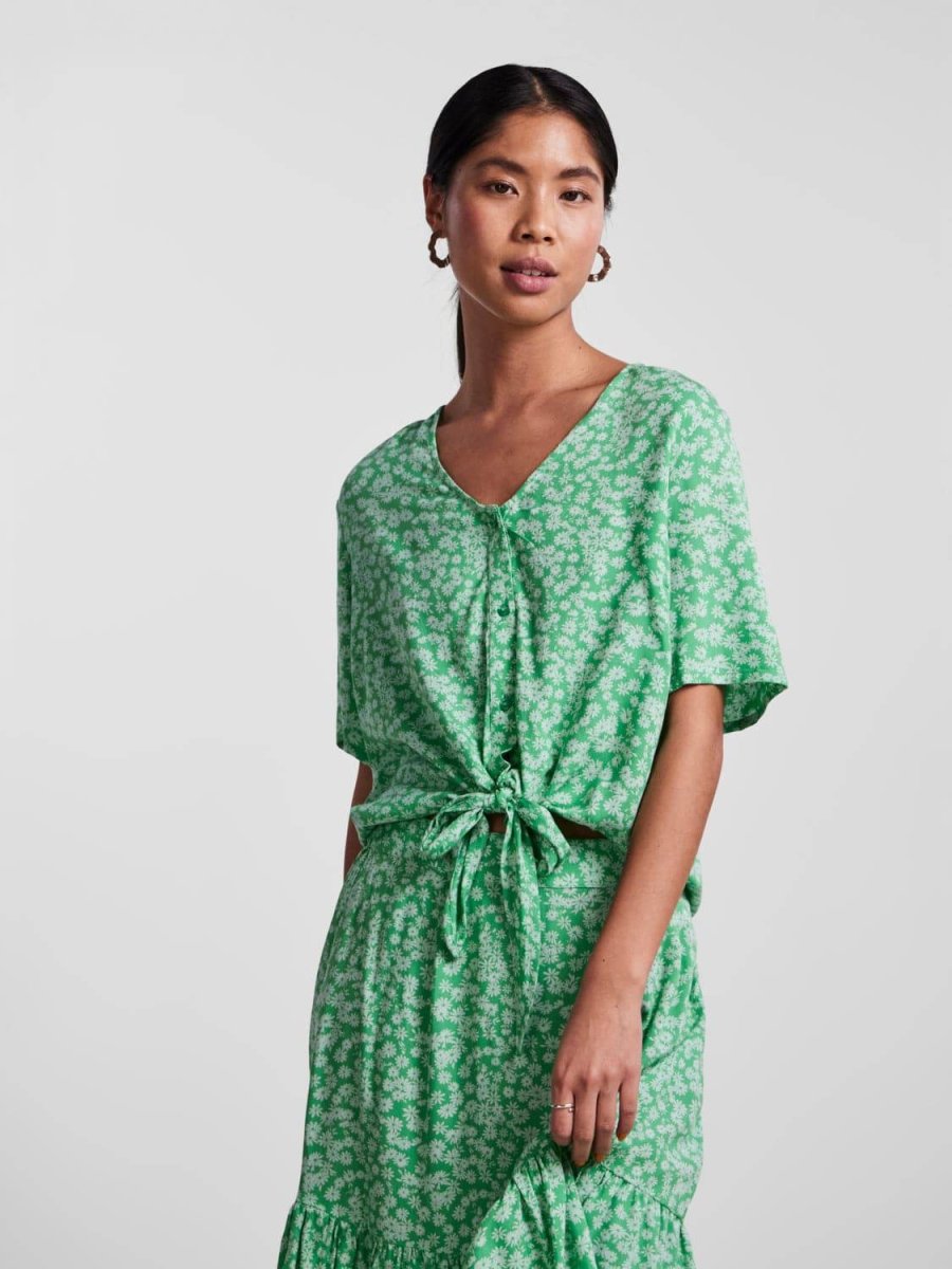 Pcnya Ss Crop Tie Top- koop Tops van Pieces bij Tweemeisjes