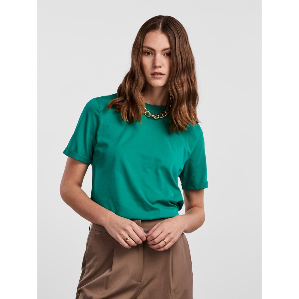 Pcria Ss Fold Up Solid Tee Noos Bc- koop T-shirts van Pieces bij Tweemeisjes