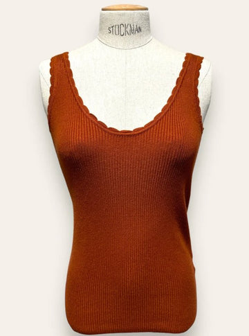 Scullop knit top- koop Tops van Twee Meisjes bij Tweemeisjes
