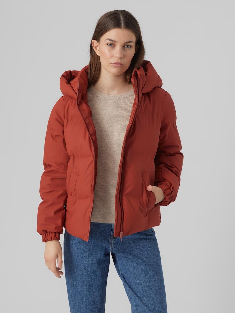 Vmnoe Short Coated Jacket Boos AW23- koop Jassen van Vero moda bij Tweemeisjes