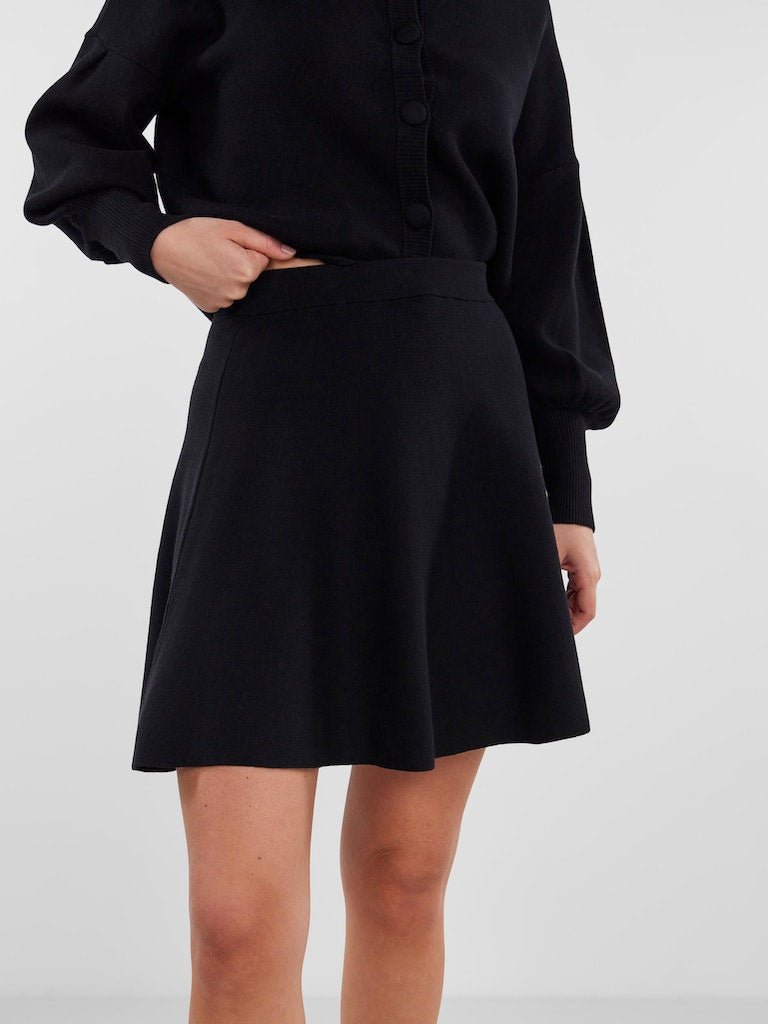 Black Rokken - Yasfonny Hw Knit Skirt Noos black van Y.A.S
